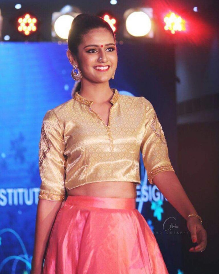 Priya Prakash Varrier | Photos | News | Pictures | Latest